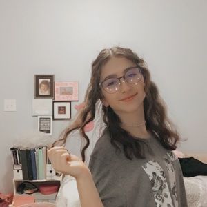 Meet your Posher, Sofia